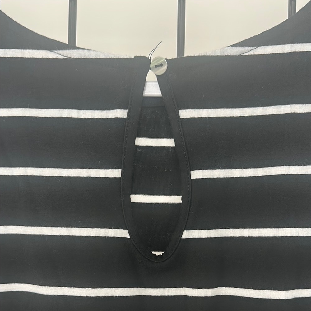Black and White Striped Romper - Picture 5 of 6